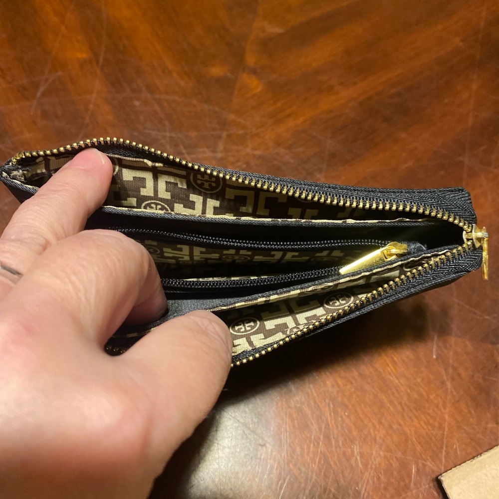 Tory Burch Black Nylon Wristlet with Gold Hardware - Picture 3 of 5